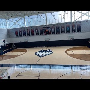 Meet your Posher, Giovanni